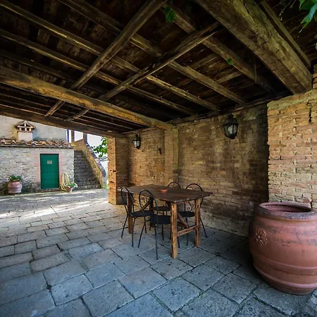 Nyaraló Podere Colombaione